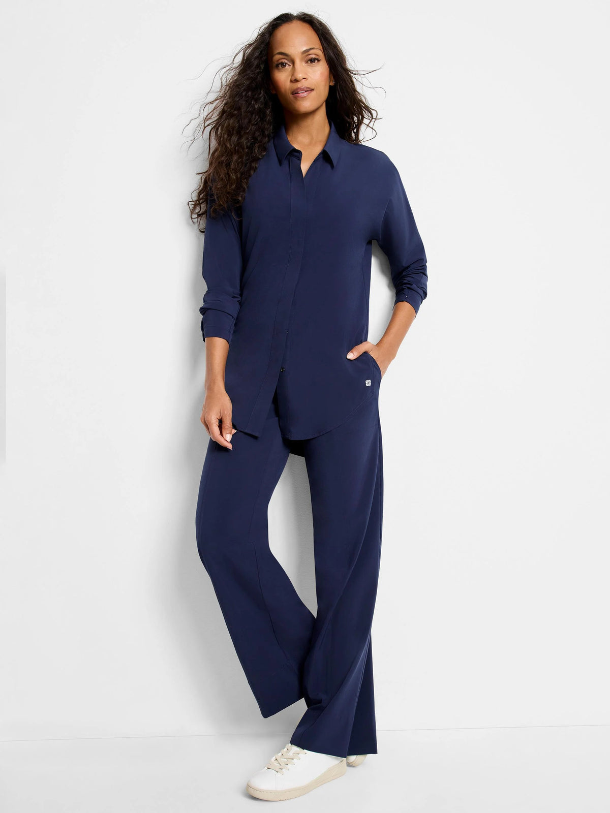 Tech Stretch Wide Leg Pant
