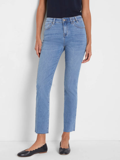 Daytrip Straight Ankle Jeans