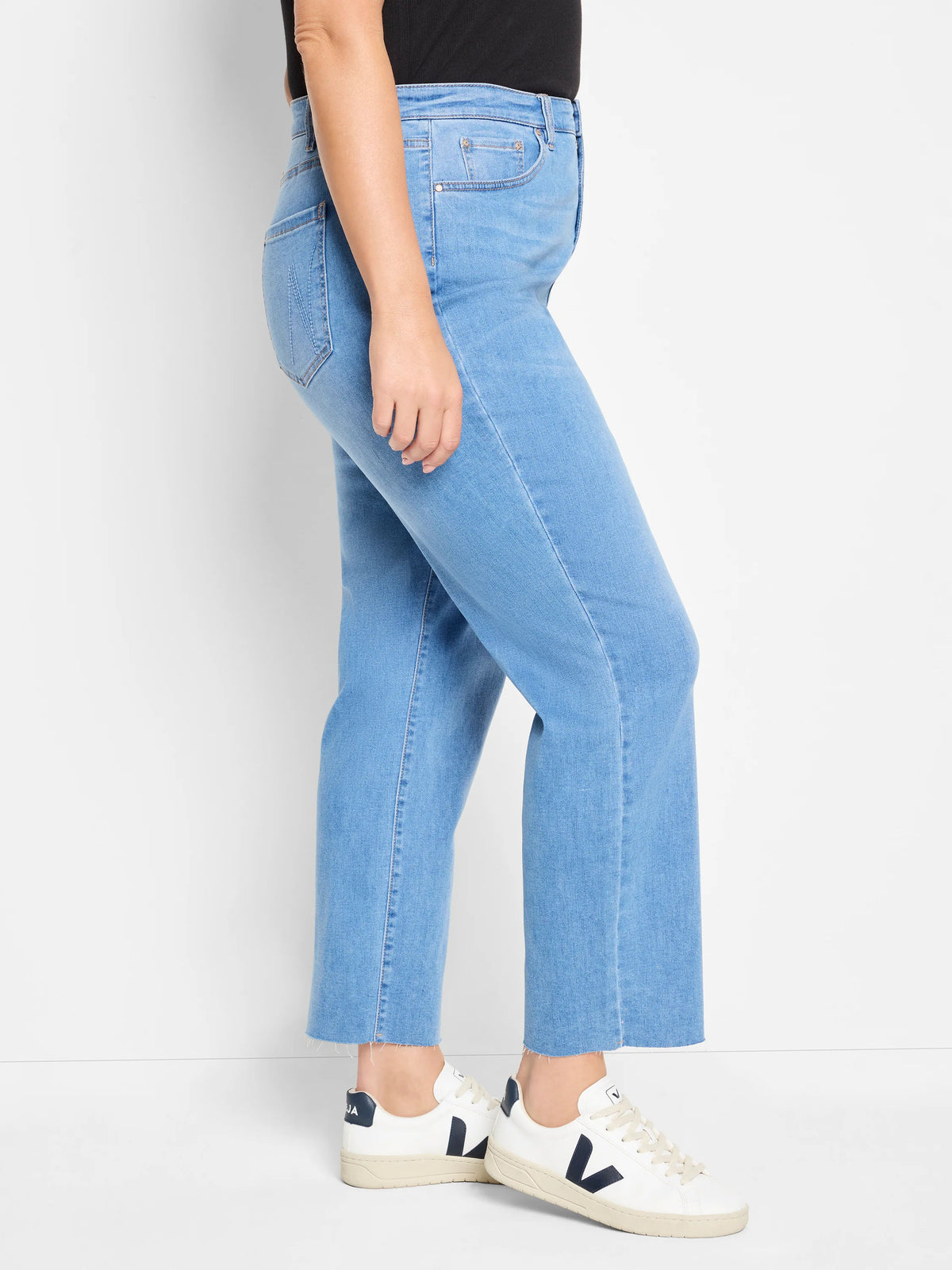 Daytrip Straight Ankle Jeans