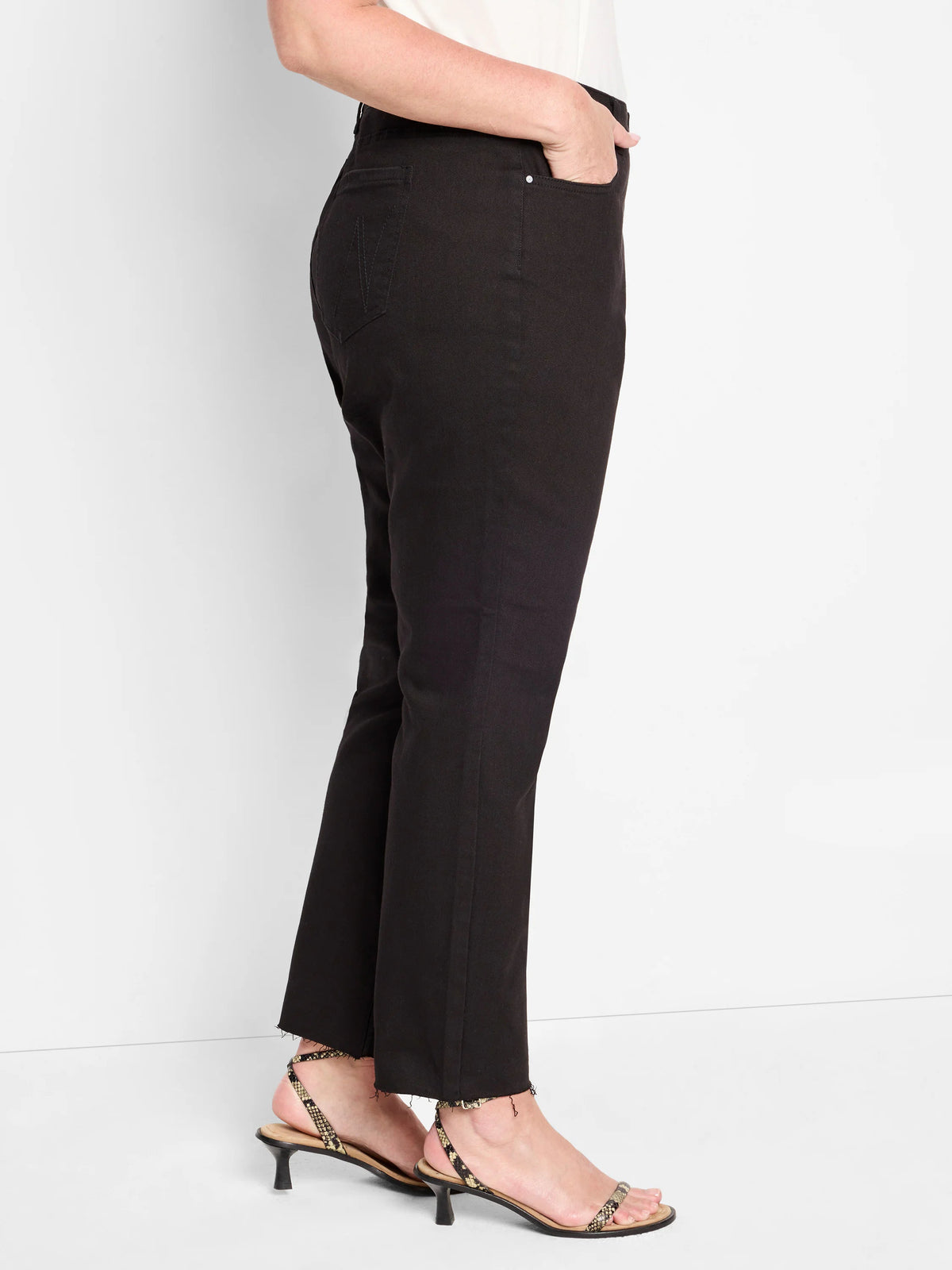 Daytrip Straight Ankle Jeans