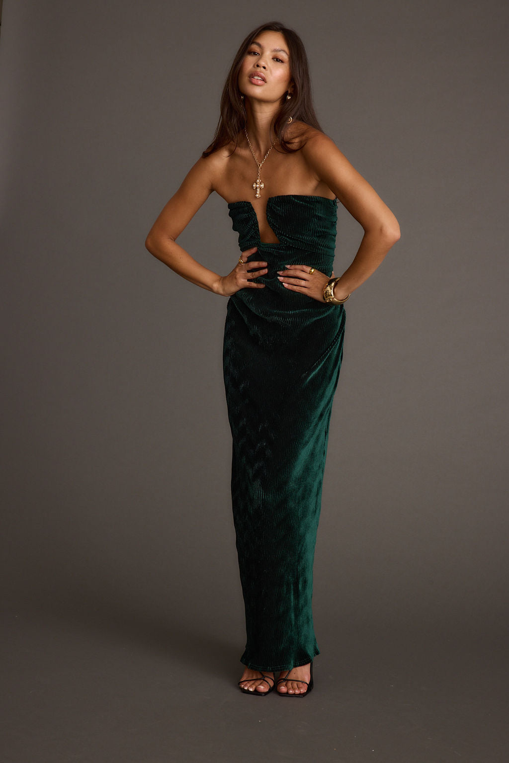 Jones Emerald Velvet Maxi Dress