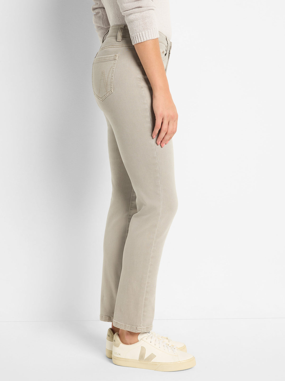 Daytrip Straight Ankle Jeans