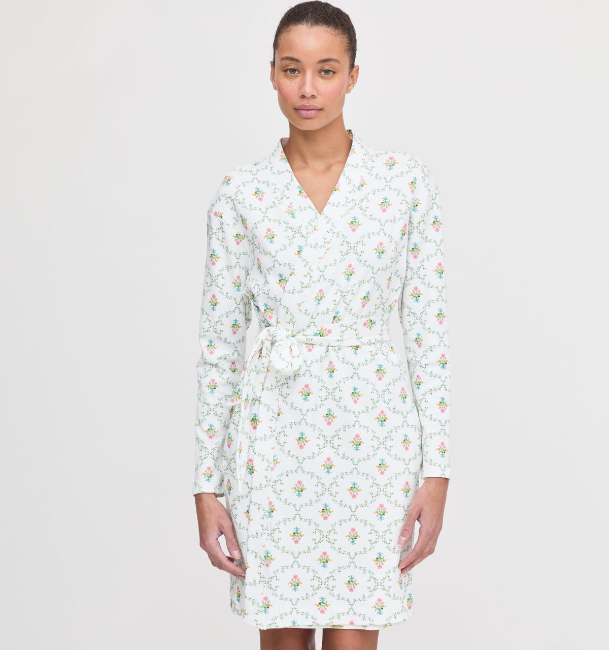 The Ivory Robe - Pastel Trellis